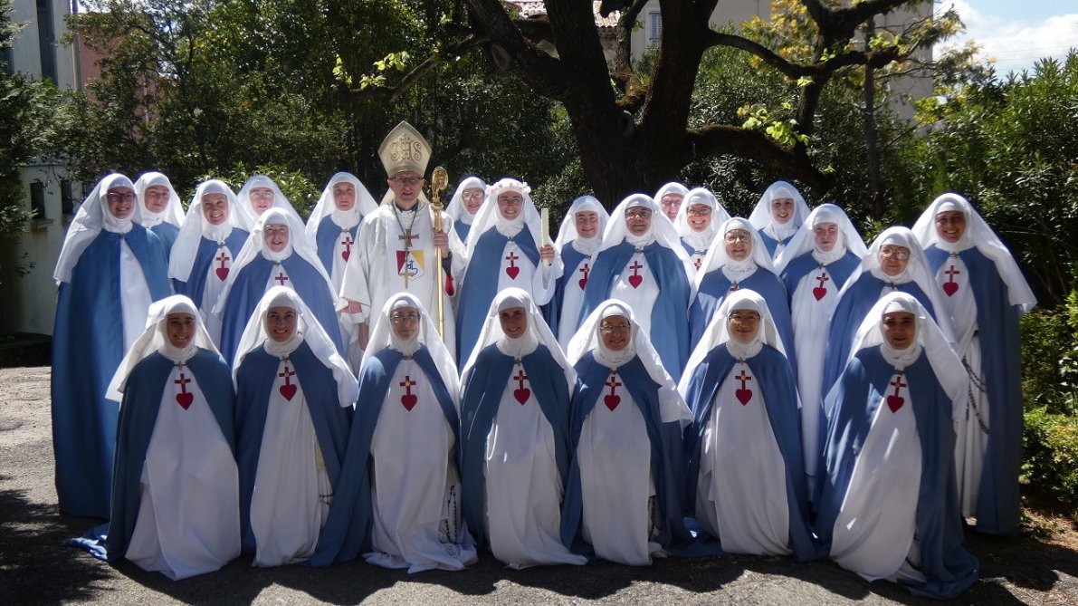 Les Petites Sœurs en communauté